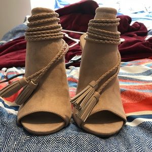 Shoe dazzle Pink suede high heels